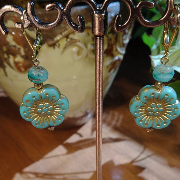 Handcrafted artisanal earrings with whimsical Czech windflowers in 12 colors - Picture 5 of 17